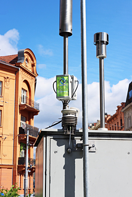  Measuring air quality with low-cost sensor systems